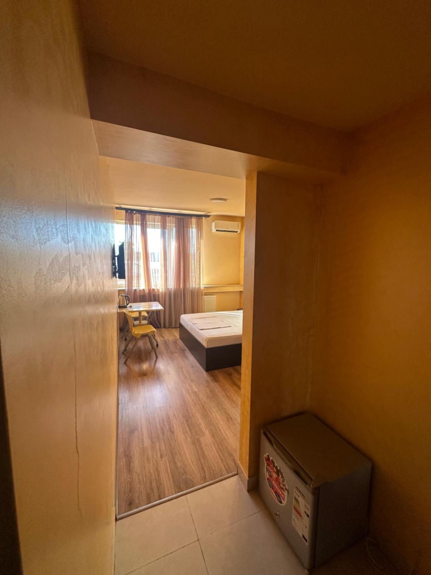 Express Hotel 예레반 외부 사진