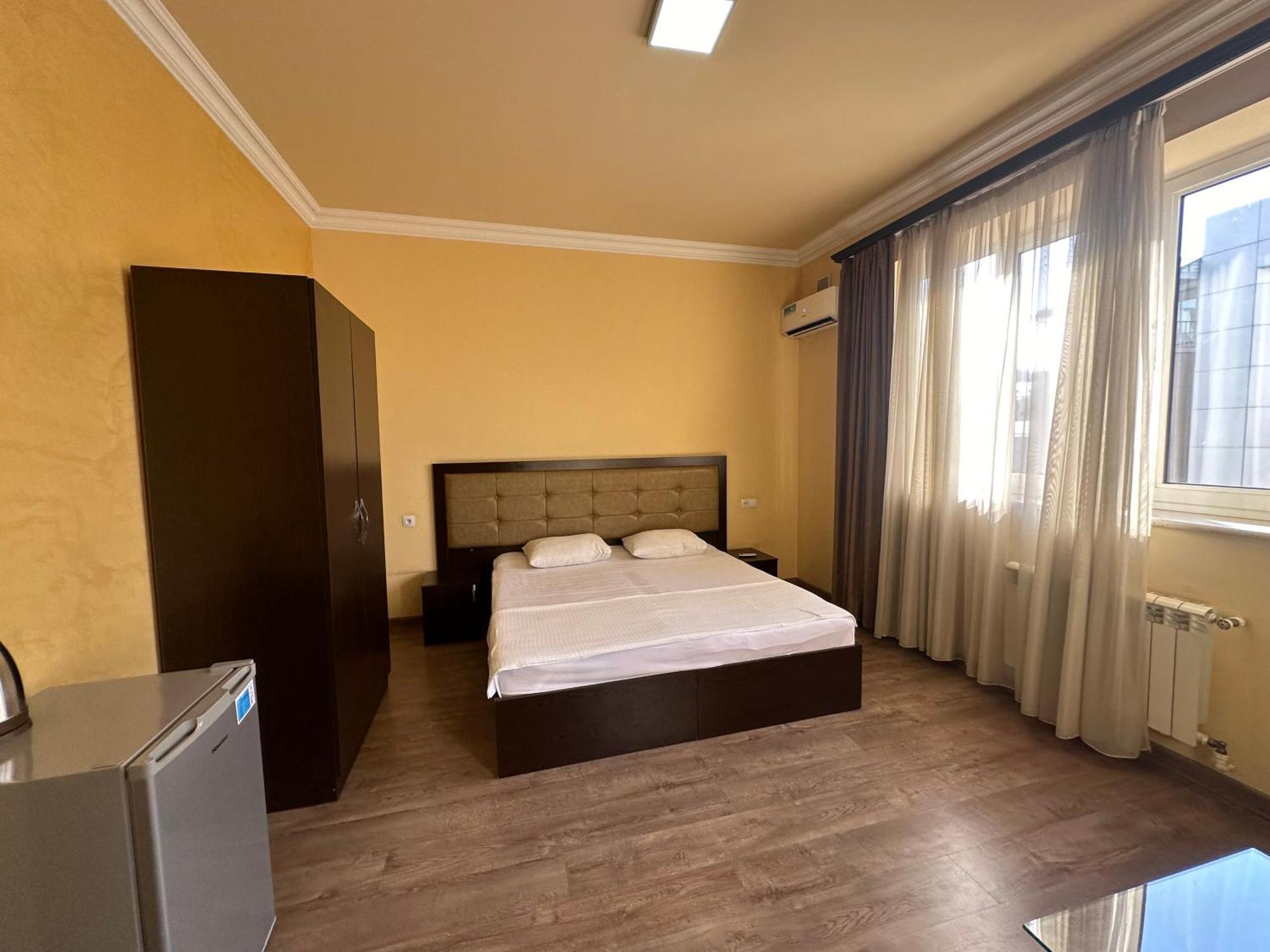 Express Hotel 예레반 외부 사진