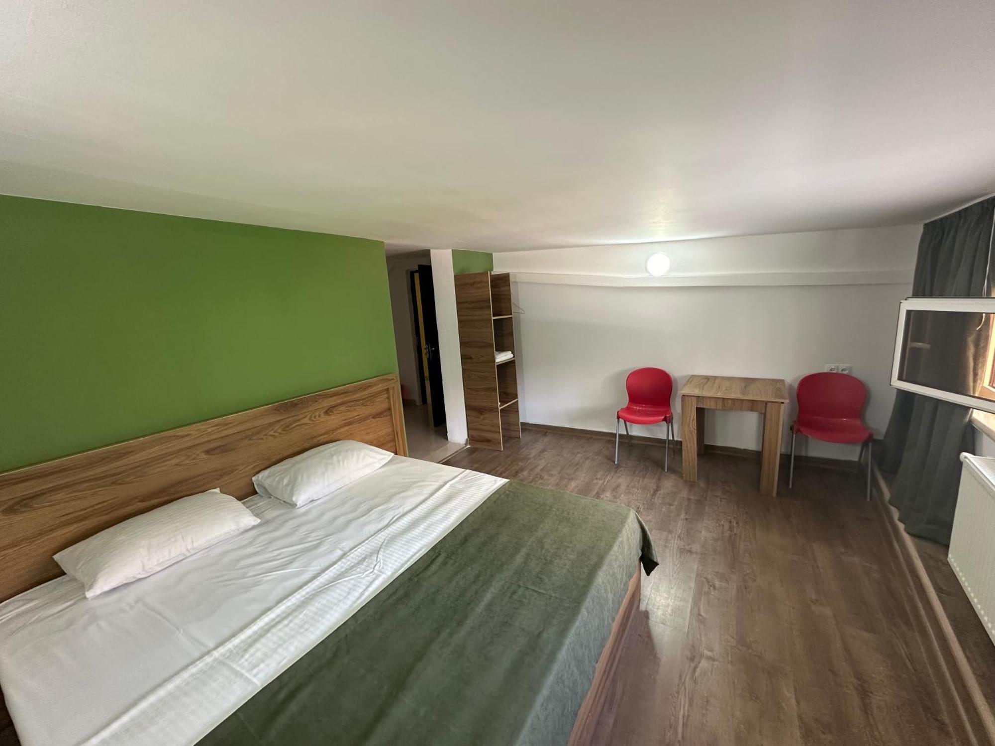 Express Hotel 예레반 외부 사진